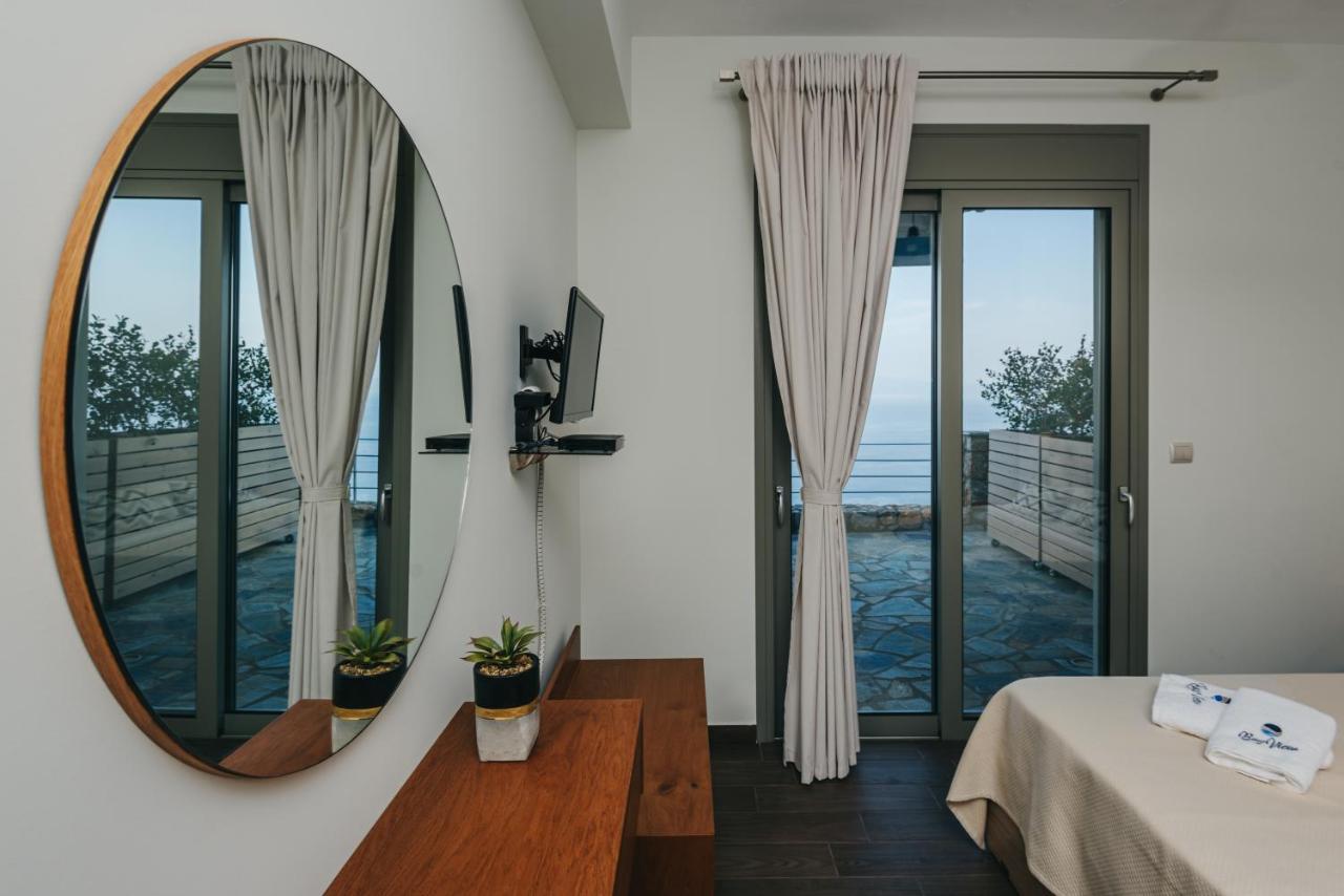 Bay View Guesthouses กาลามาตา ภายนอก รูปภาพ