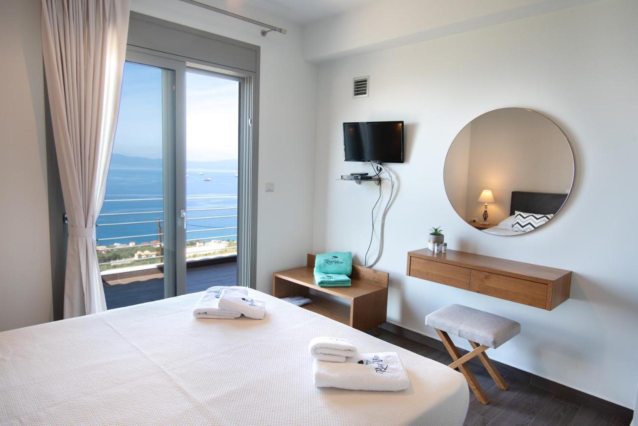 Bay View Guesthouses กาลามาตา ภายนอก รูปภาพ