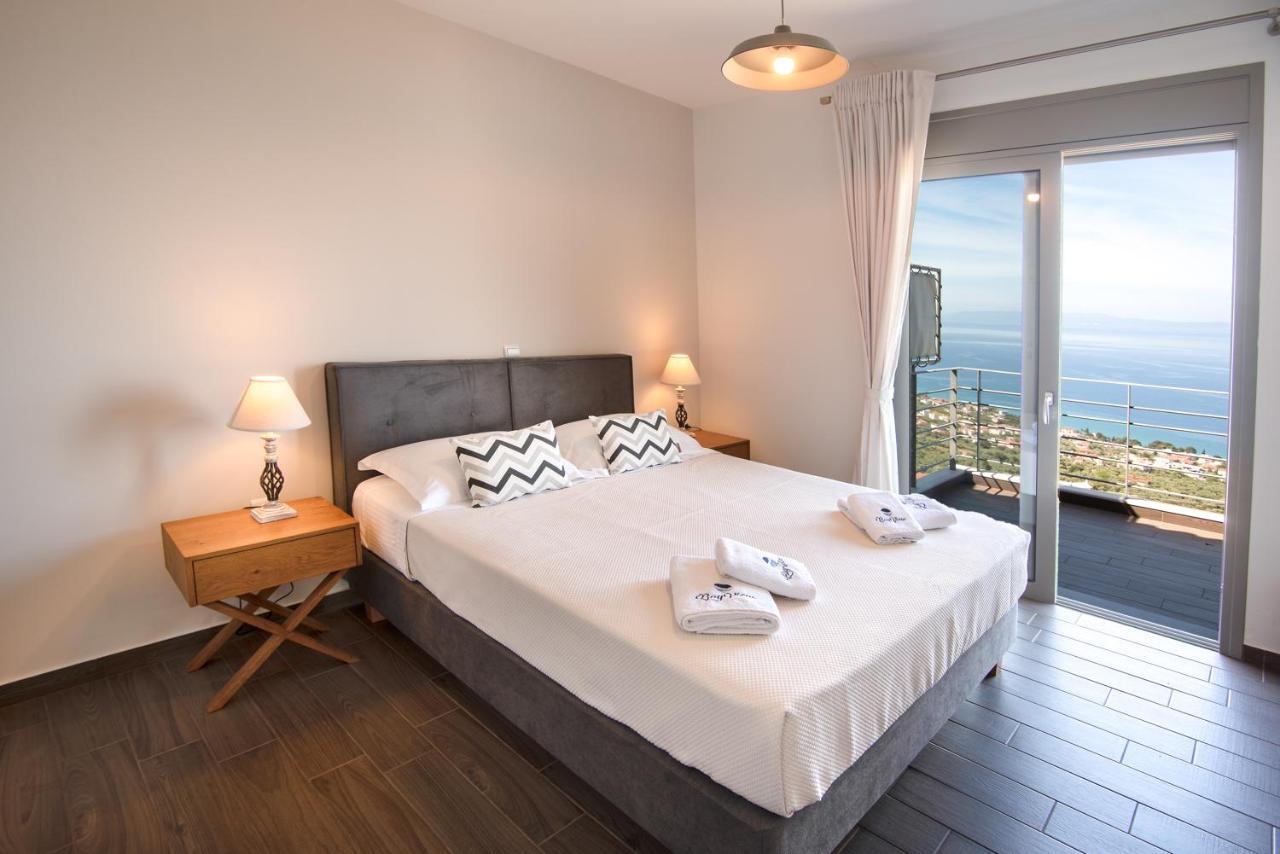 Bay View Guesthouses กาลามาตา ภายนอก รูปภาพ